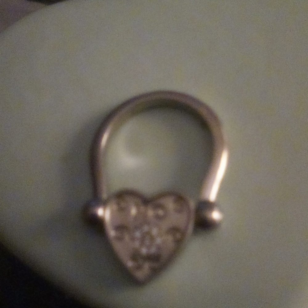 Silver ring - Picture 2 of 4